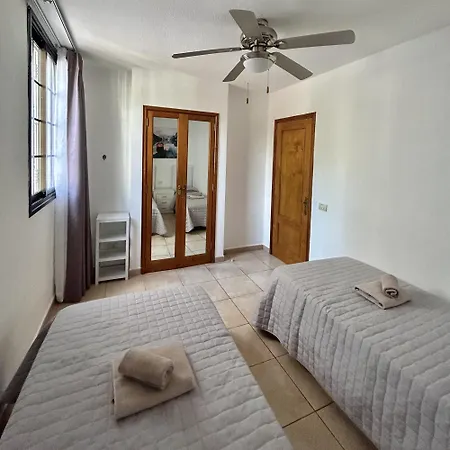 Apartment Bright 2 Bedroom In Diamantes 3k212