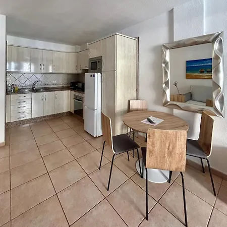 Apartment Bright 2 Bedroom In Diamantes 3k212 *